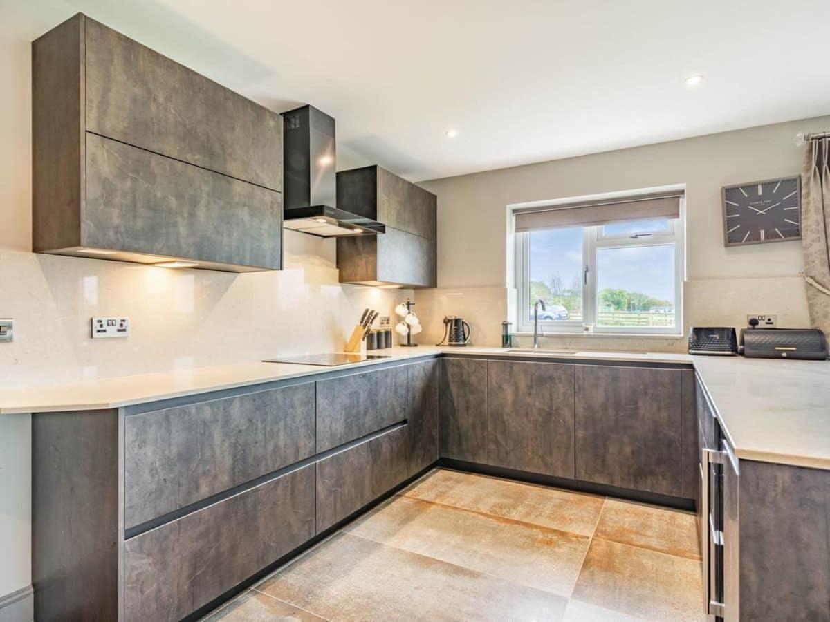 Mya Cottage Wilpshire Bagian luar foto