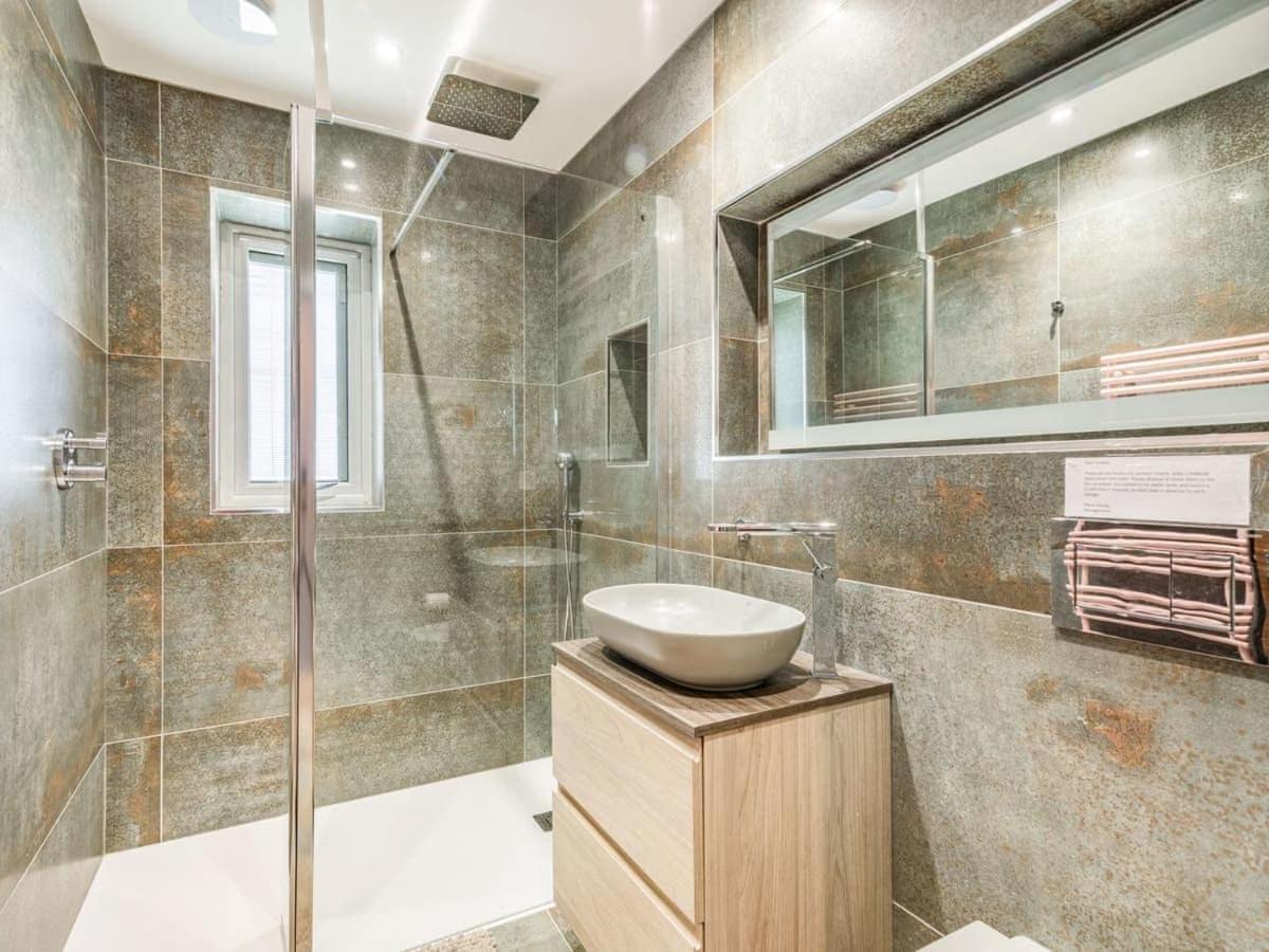 Mya Cottage Wilpshire Bagian luar foto